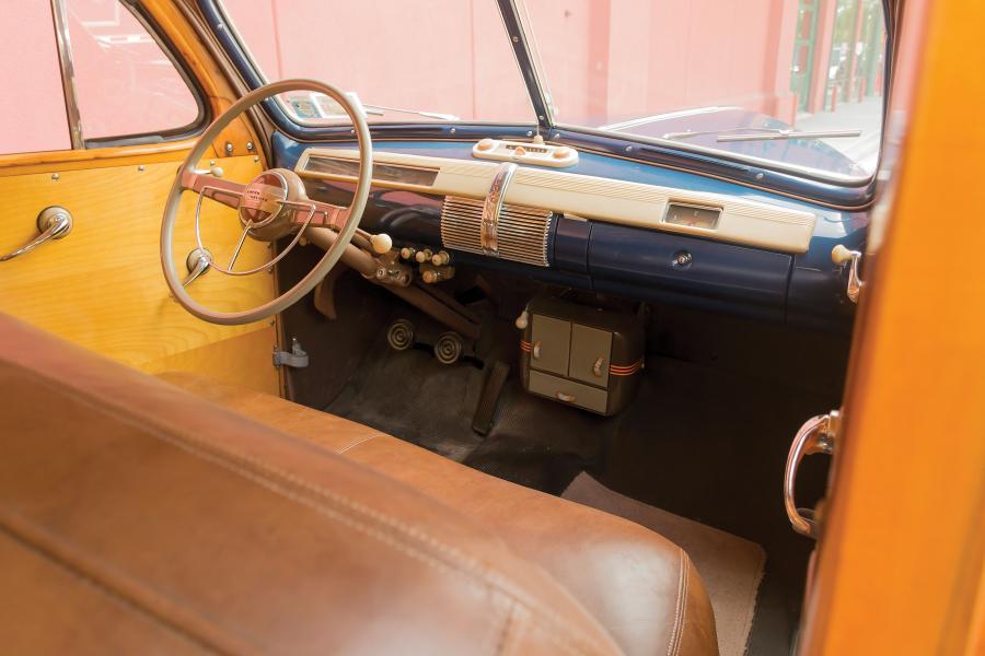  Ford V8 Super Deluxe Station Wagon (11A-79B) 1941 года  (фото 1 из 29)